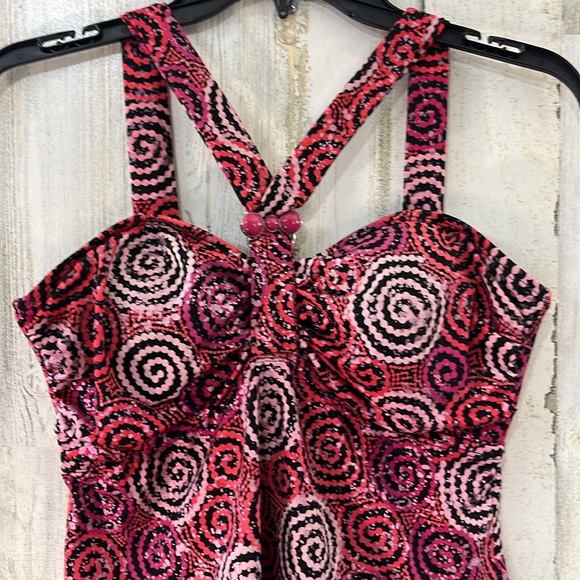 CONTOUR by BEACH SCENE Tankini Top Only Size 8 - Picture 2 of 8